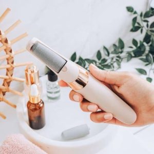 Електрическа пила за пети с две степени на въртене и две приставки ELECTRIC PEDI